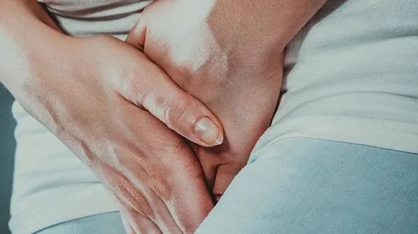 外阴瘙痒可以用盐水清洗吗