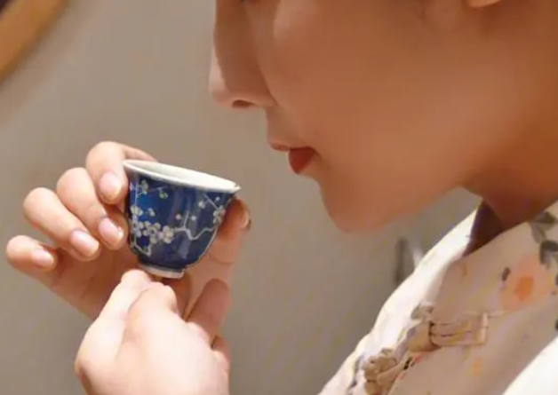外阴白斑患者能喝茶吗?